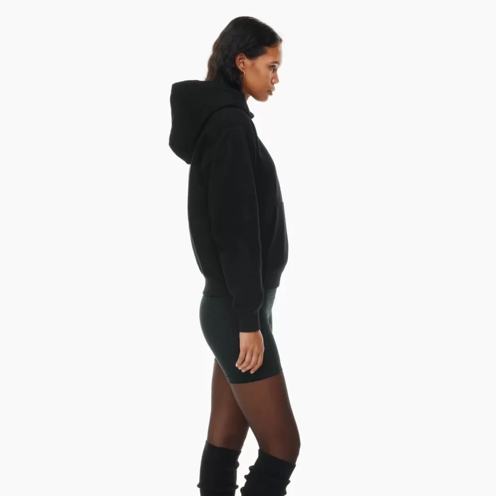 ARITZIA TNA COZY Black Hoodie size XXS - Picture 2 of 11